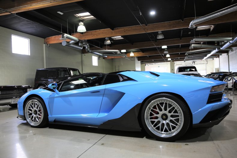 2019 LAMBORGHINI AVENTADOR S ROADSTER, 6/16