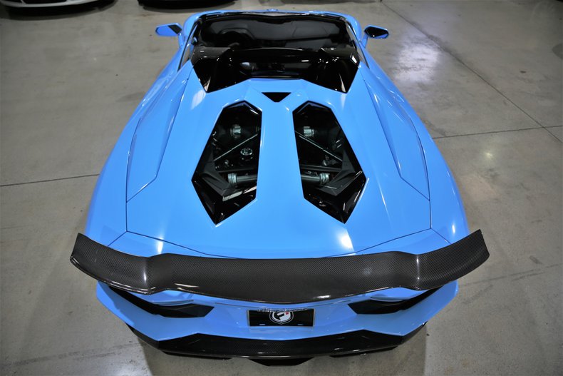 2019 LAMBORGHINI AVENTADOR S ROADSTER, 11/16