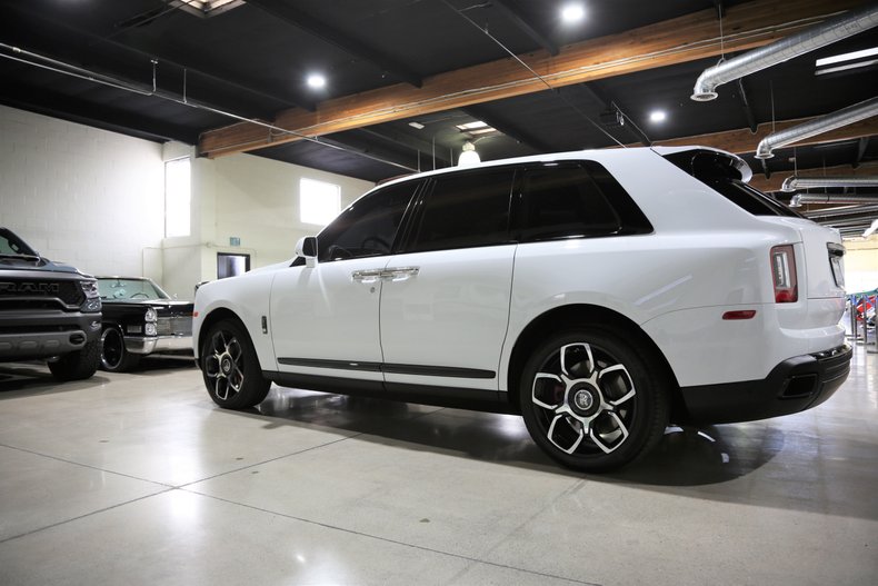 2021 ROLLS-ROYCE CULLINAN BLACK BADGE, 2/19