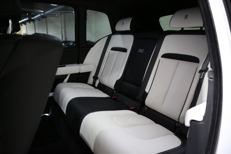 2021 ROLLS-ROYCE CULLINAN BLACK BADGE, 12/19