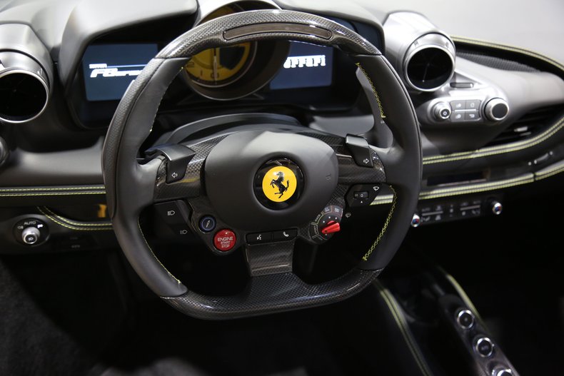2022 FERRARI F8 SPIDER, 13/20