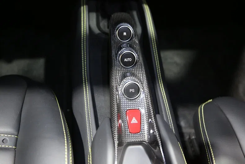 2022 Ferrari F8 Spider interior, center console