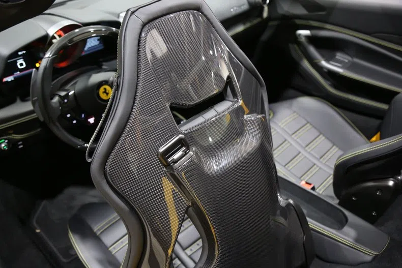 2022 Ferrari F8 Spider interior, seats