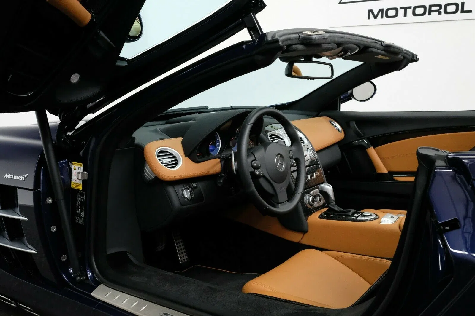 2008 Mercedes-Benz SLR McLaren Roadster interior, dashboard