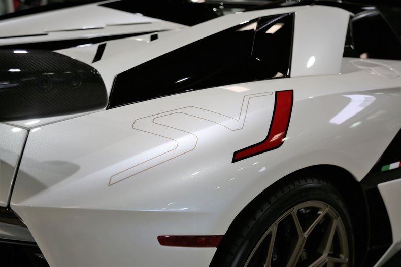 2020 LAMBORGHINI AVENTADOR SVJ ROADSTER, 6/18