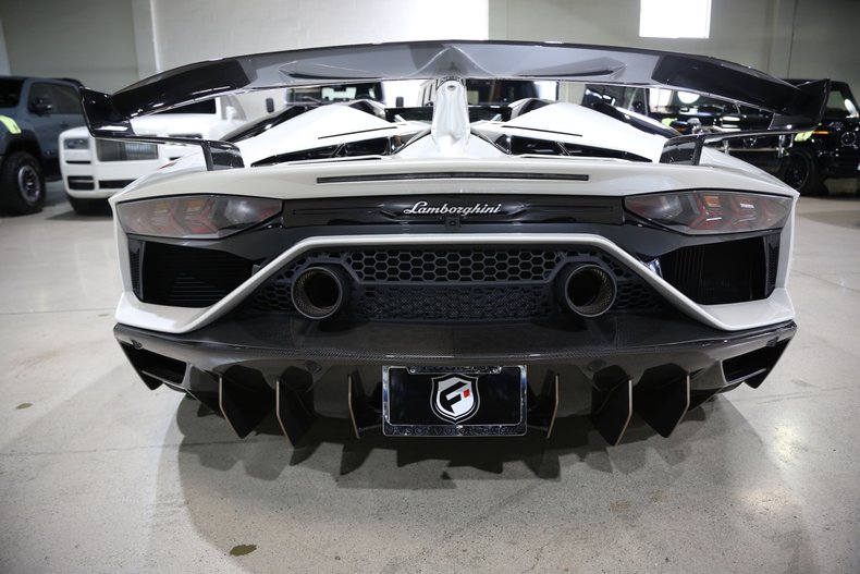 2020 LAMBORGHINI AVENTADOR SVJ ROADSTER, 7/18