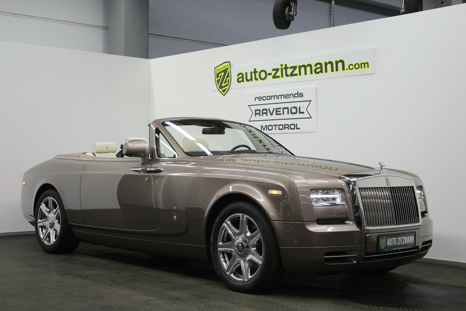 2015 Rolls-Royce Phantom Drophead Coupé Series II