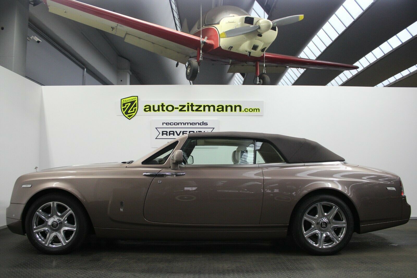 2015 Rolls-Royce Phantom Drophead Coupé Series II, 8/20