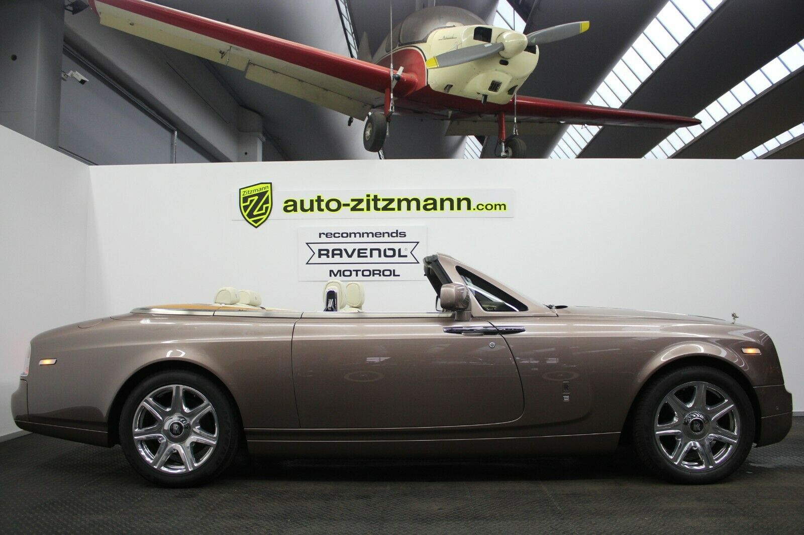 2015 Rolls-Royce Phantom Drophead Coupé Series II, 18/20