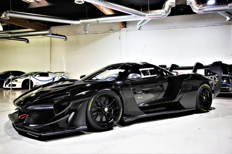 2020 MCLAREN SENNA GTR, 2/15