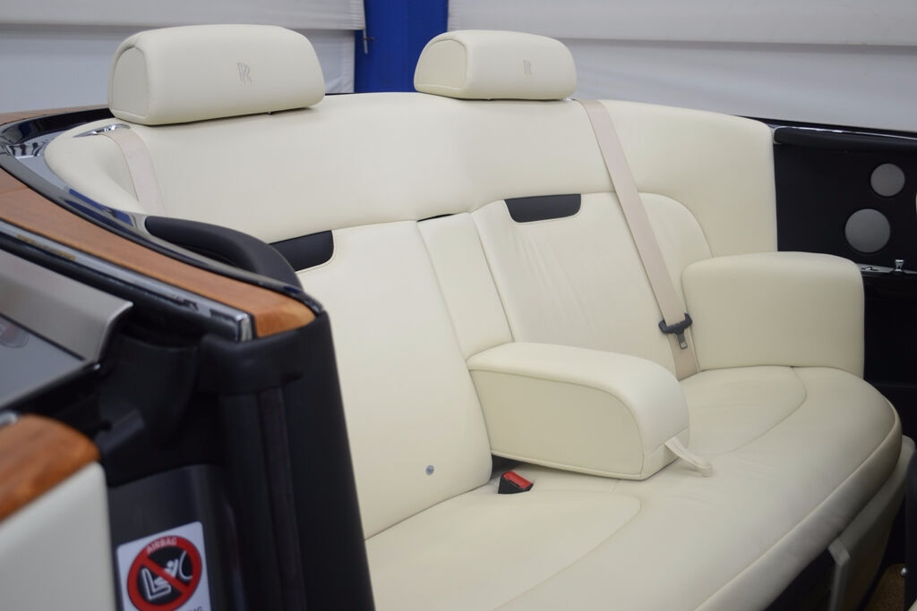 2011 Rolls-Royce Phantom Drophead Coupé, 9/17