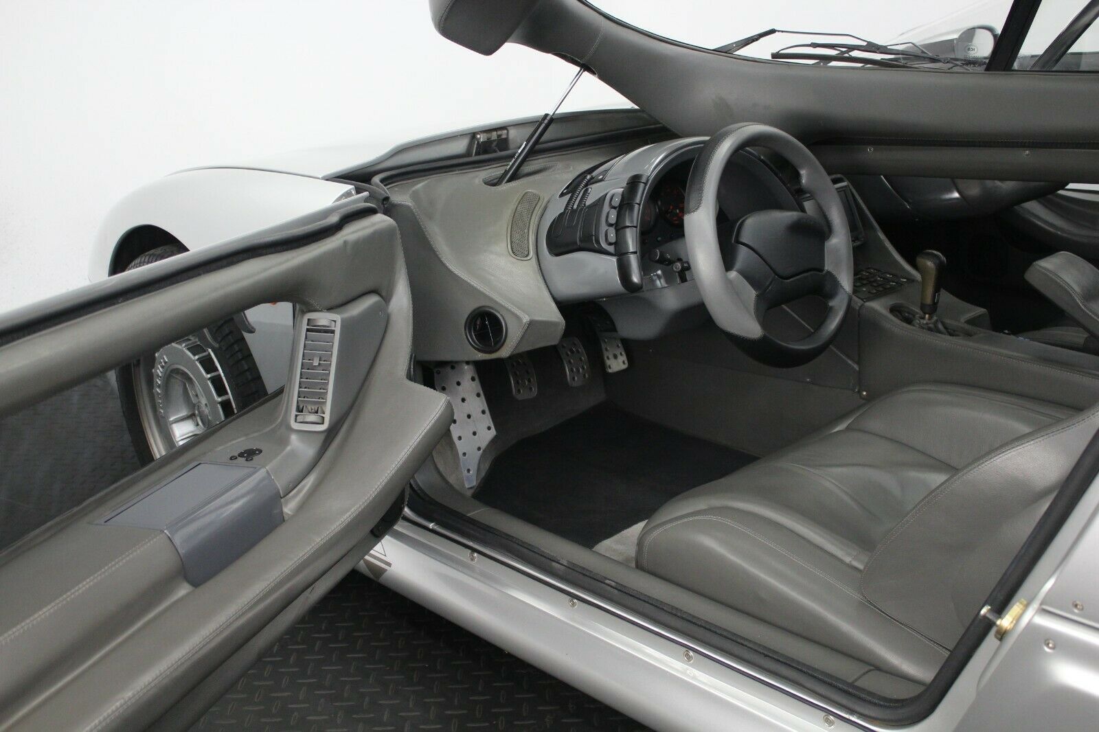 1992 AZTEC BARCHETTA BY GIUGIARO, 5/20