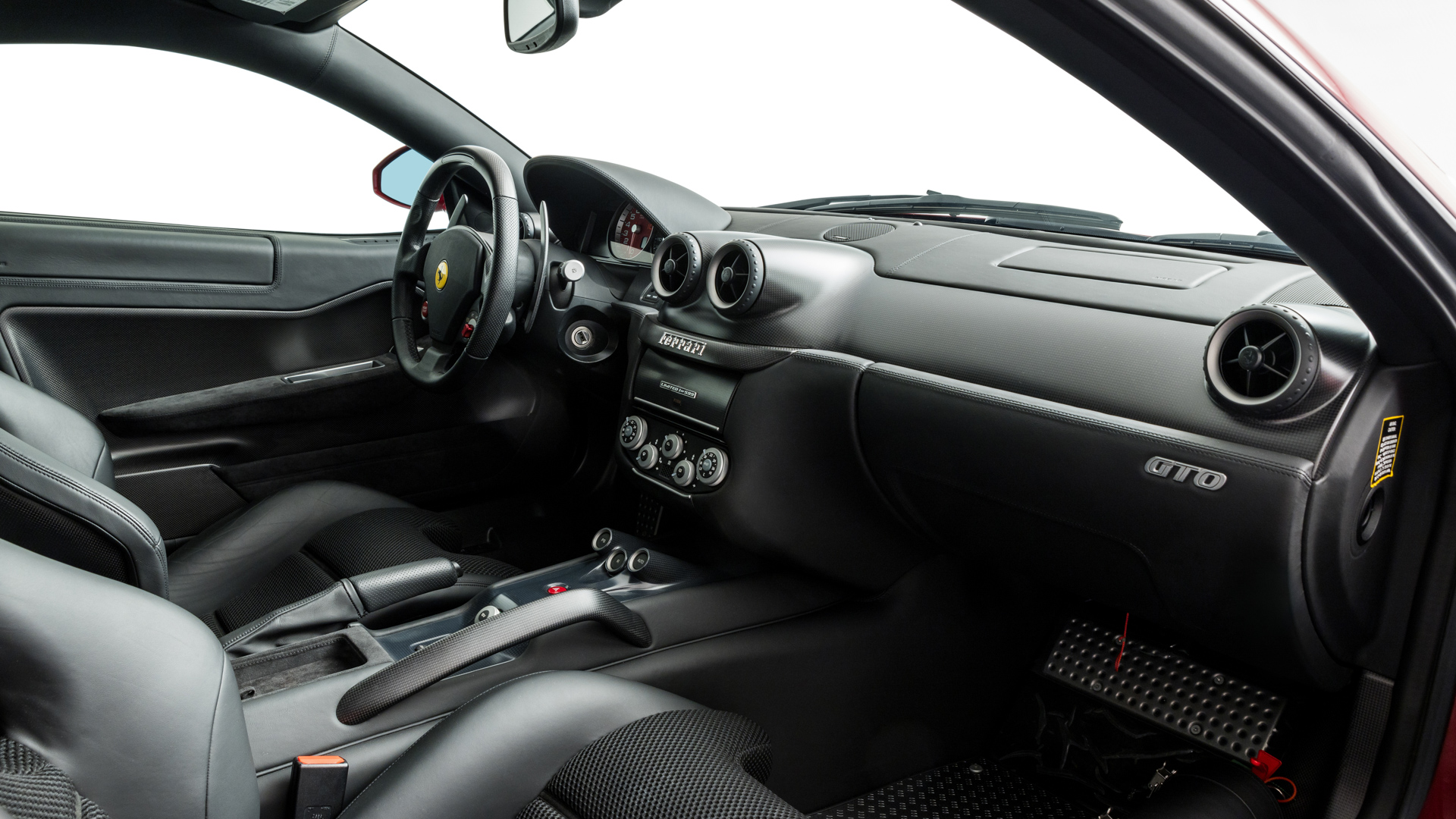 2011 FERRARI 599 GTO, 11/20