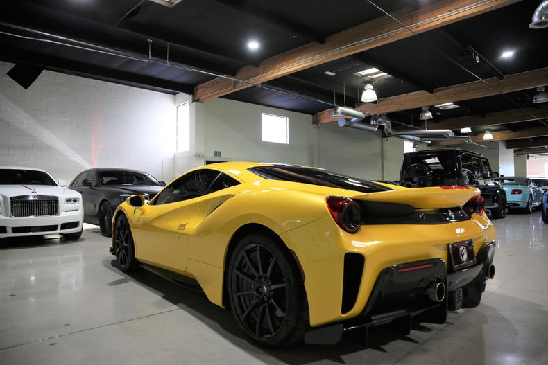 2020 FERRARI 488 PISTA, 5/19