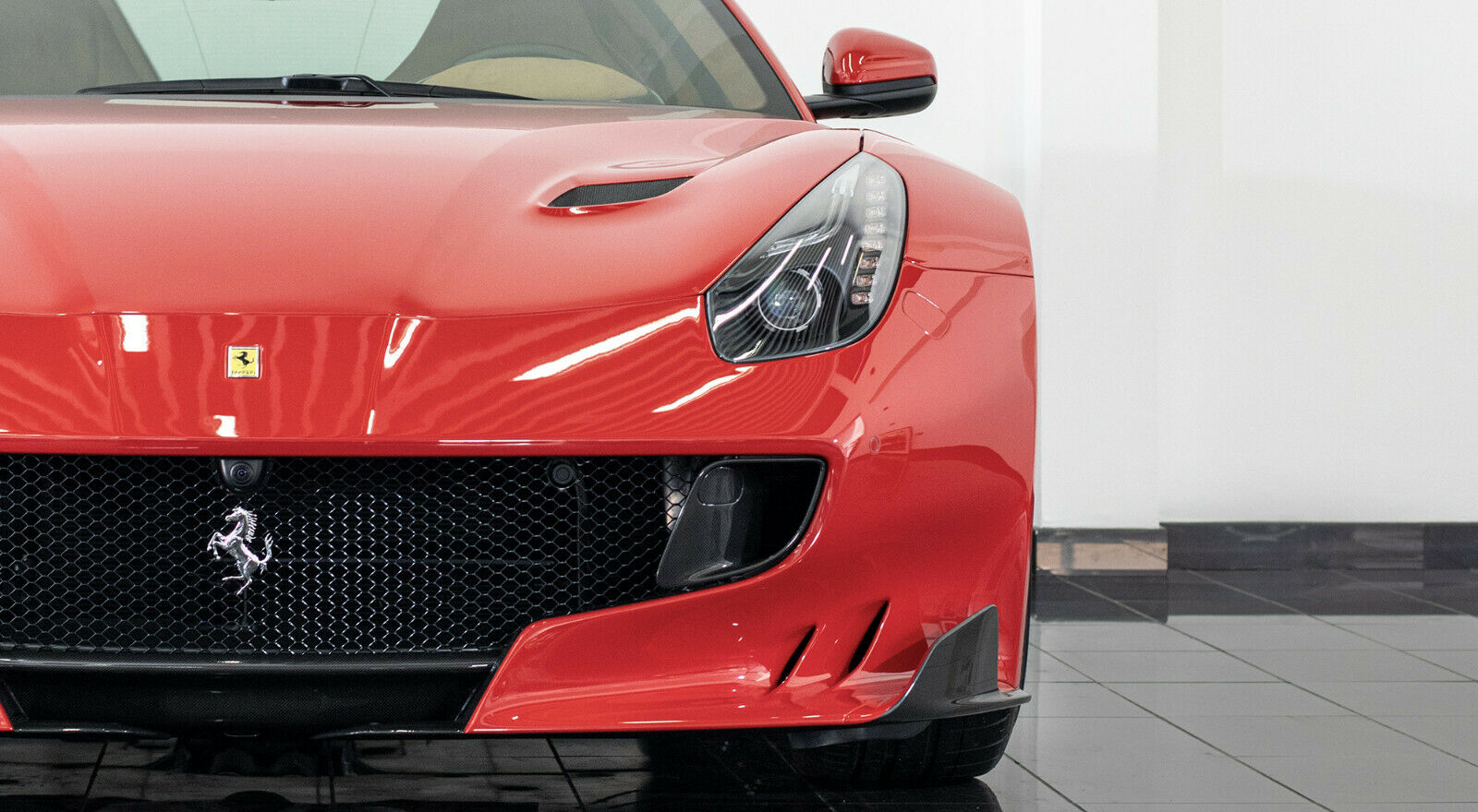 2016 Ferrari F12 TDF, 9/14