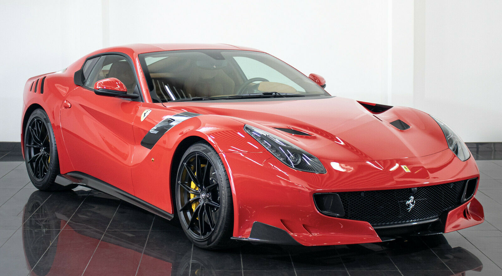 2016 Ferrari F12 TDF, 14/14