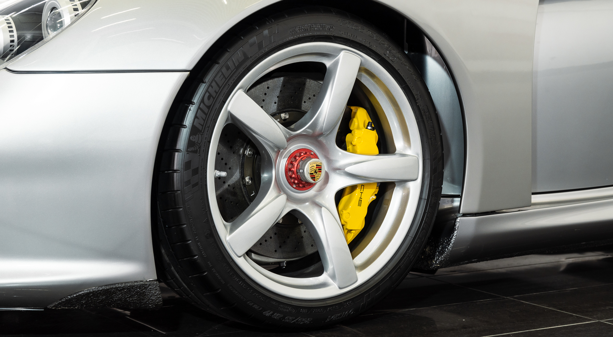 2005 PORSCHE CARRERA GT, 11/16