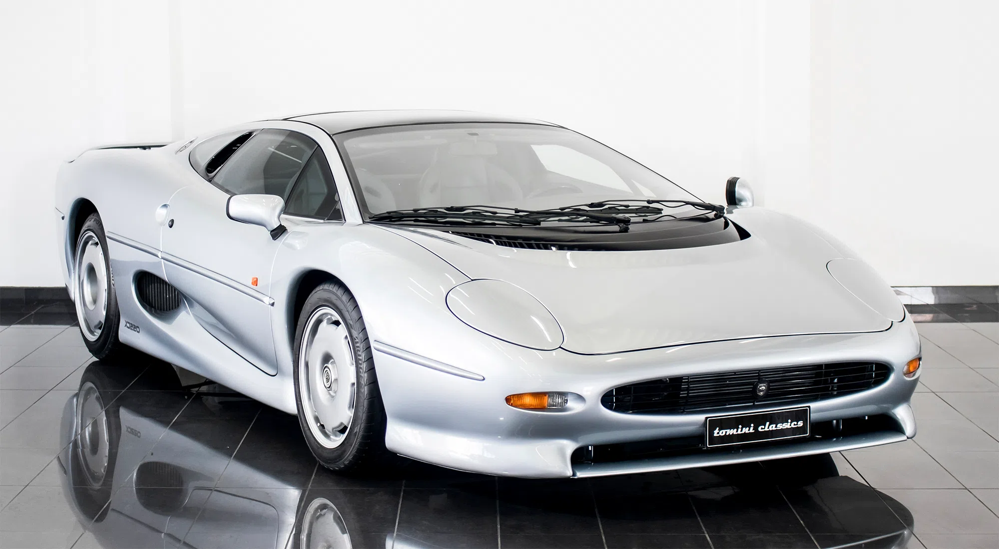 1993 JAGUAR XJ220