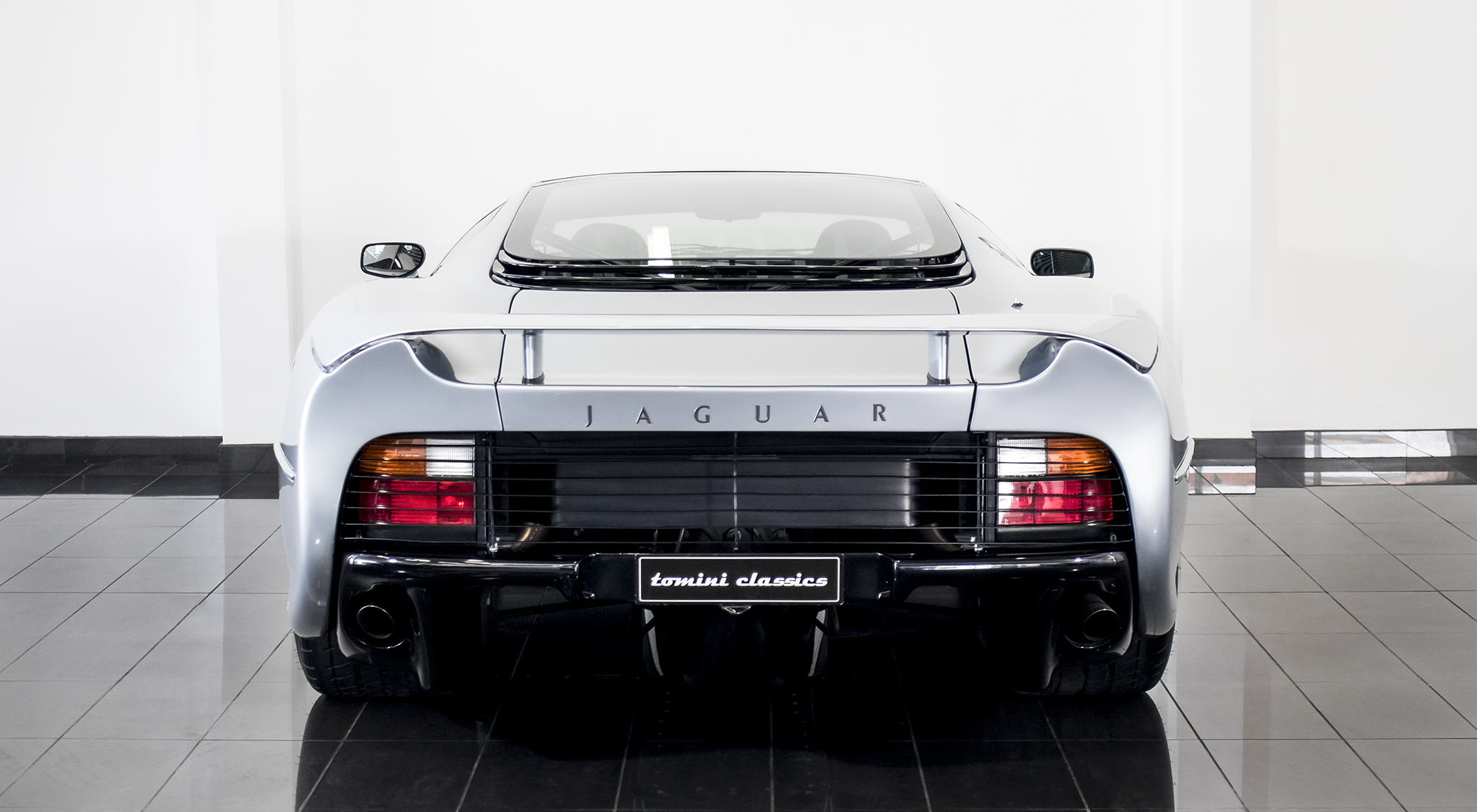 1993 JAGUAR XJ220, 10/14