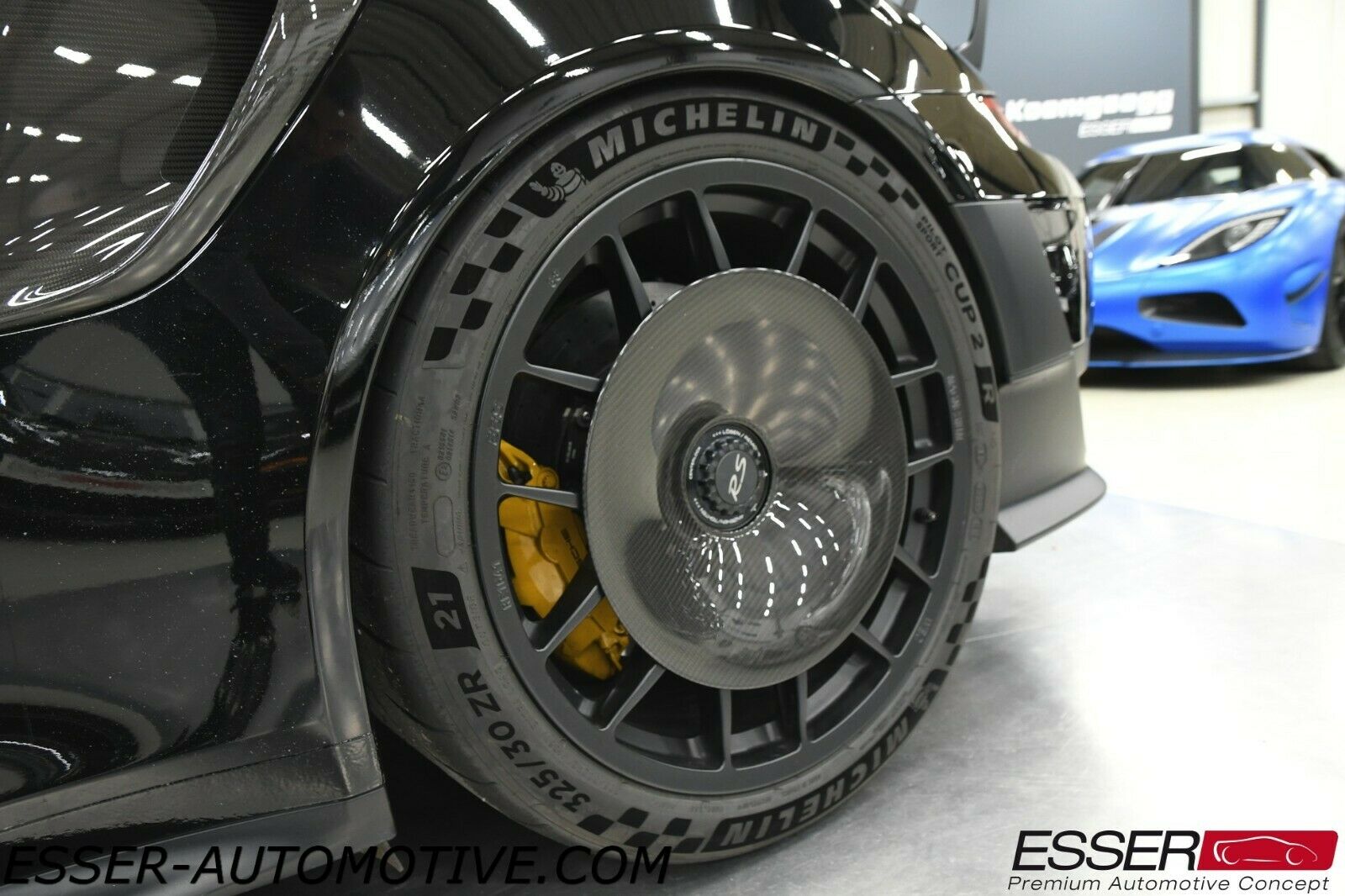 2018 PORSCHE 991 GT2 RS WEISSACH PACKAGE MANTHEY RACING, 2/19