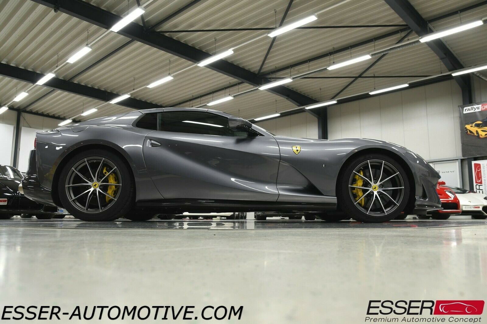 2021 FERRARI 812 GTS, 8/19