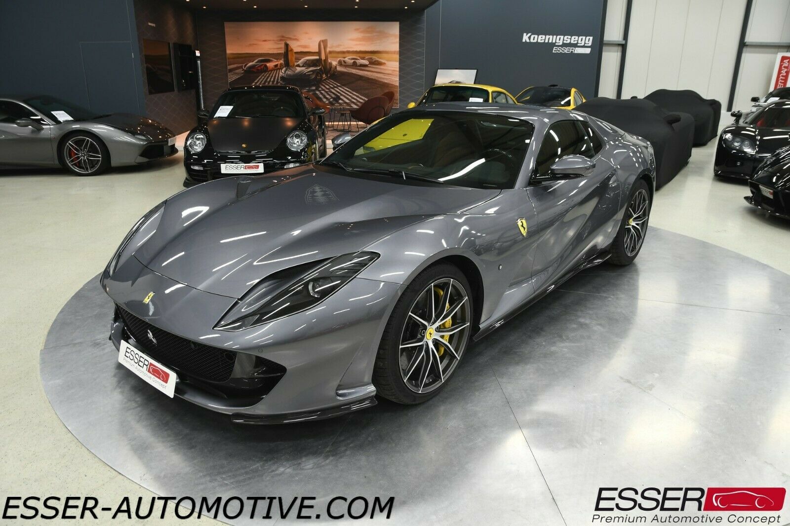 2021 FERRARI 812 GTS, 18/19
