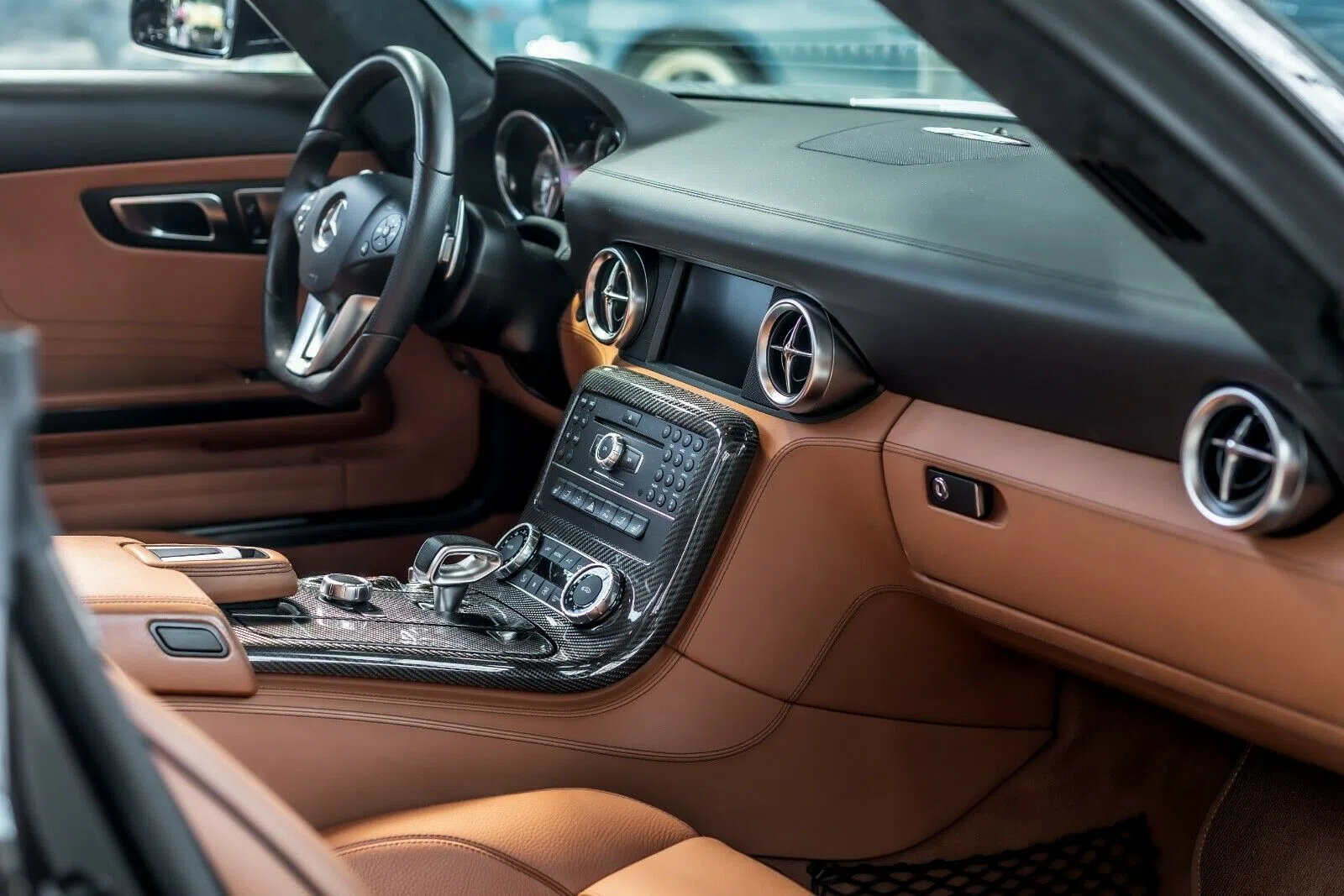 2016 Mercedes Benz SLS AMG Roadster interior