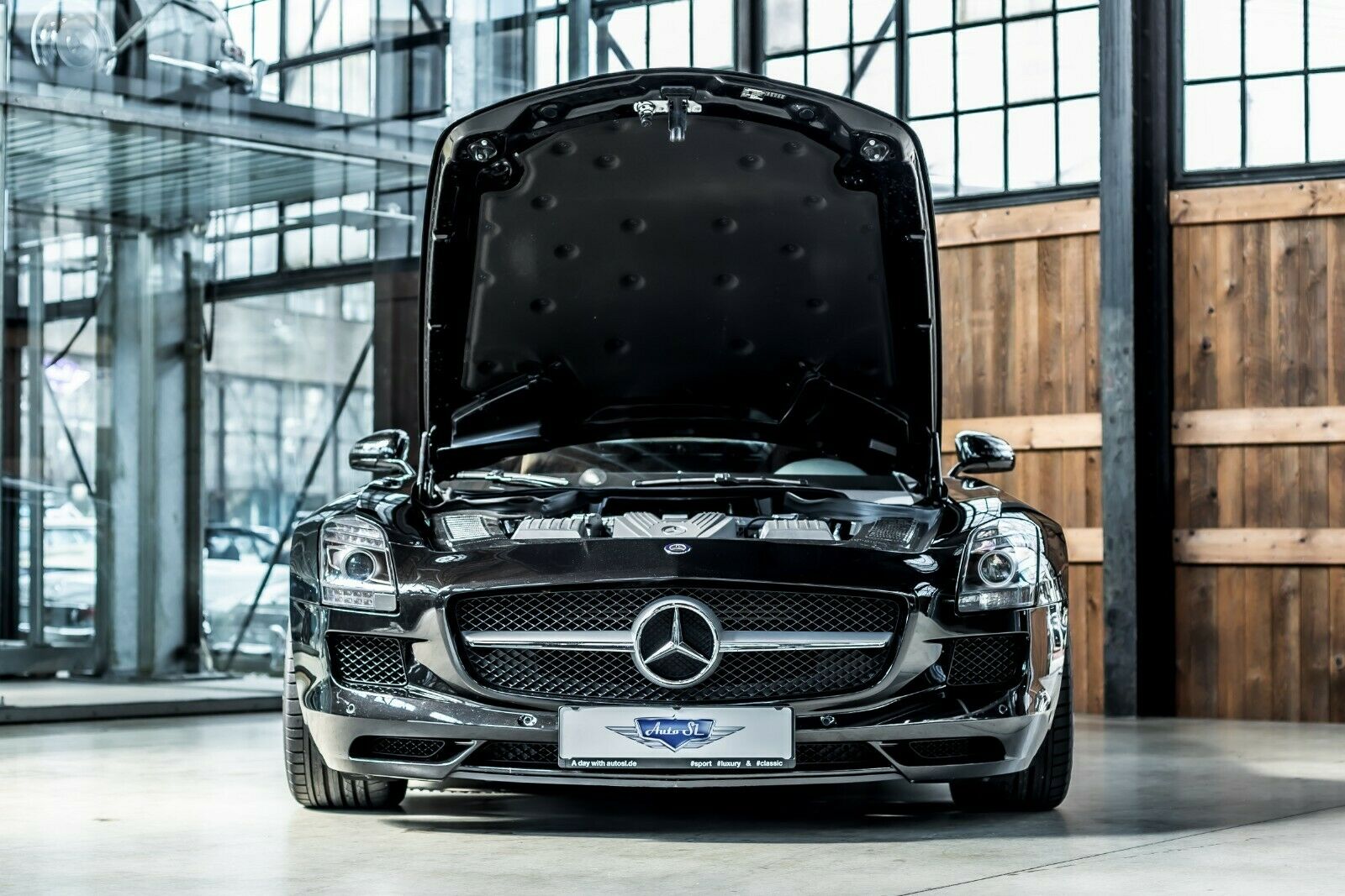 2016 Mercedes Benz SLS AMG Roadster, 6/20
