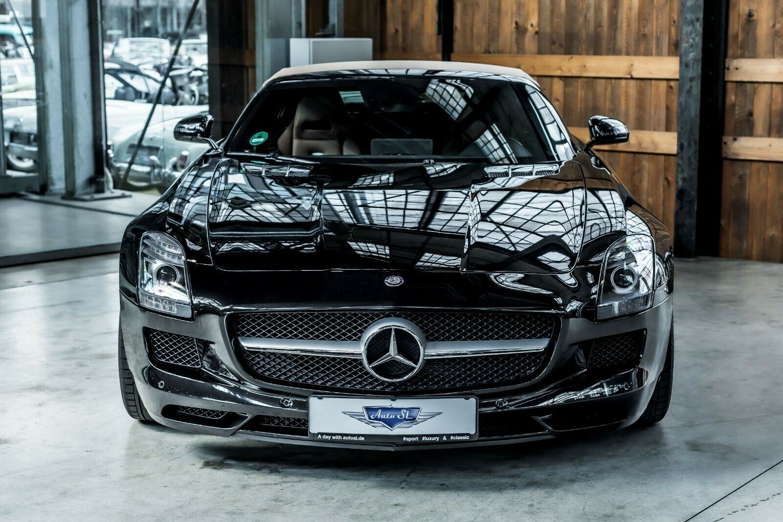 2016 Mercedes Benz SLS AMG Roadster, 9/20