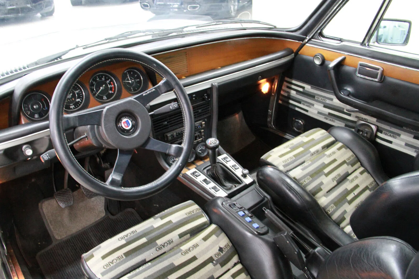 1974 BMW 3,0 CSL interior, dashboard