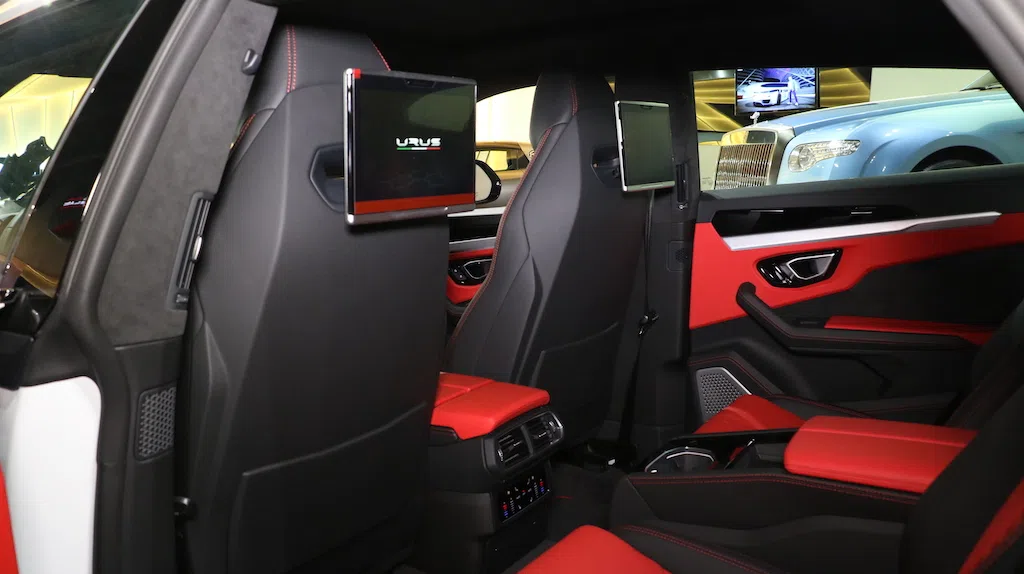2019 LAMBORGHINI Urus interior, seats, Black | Red