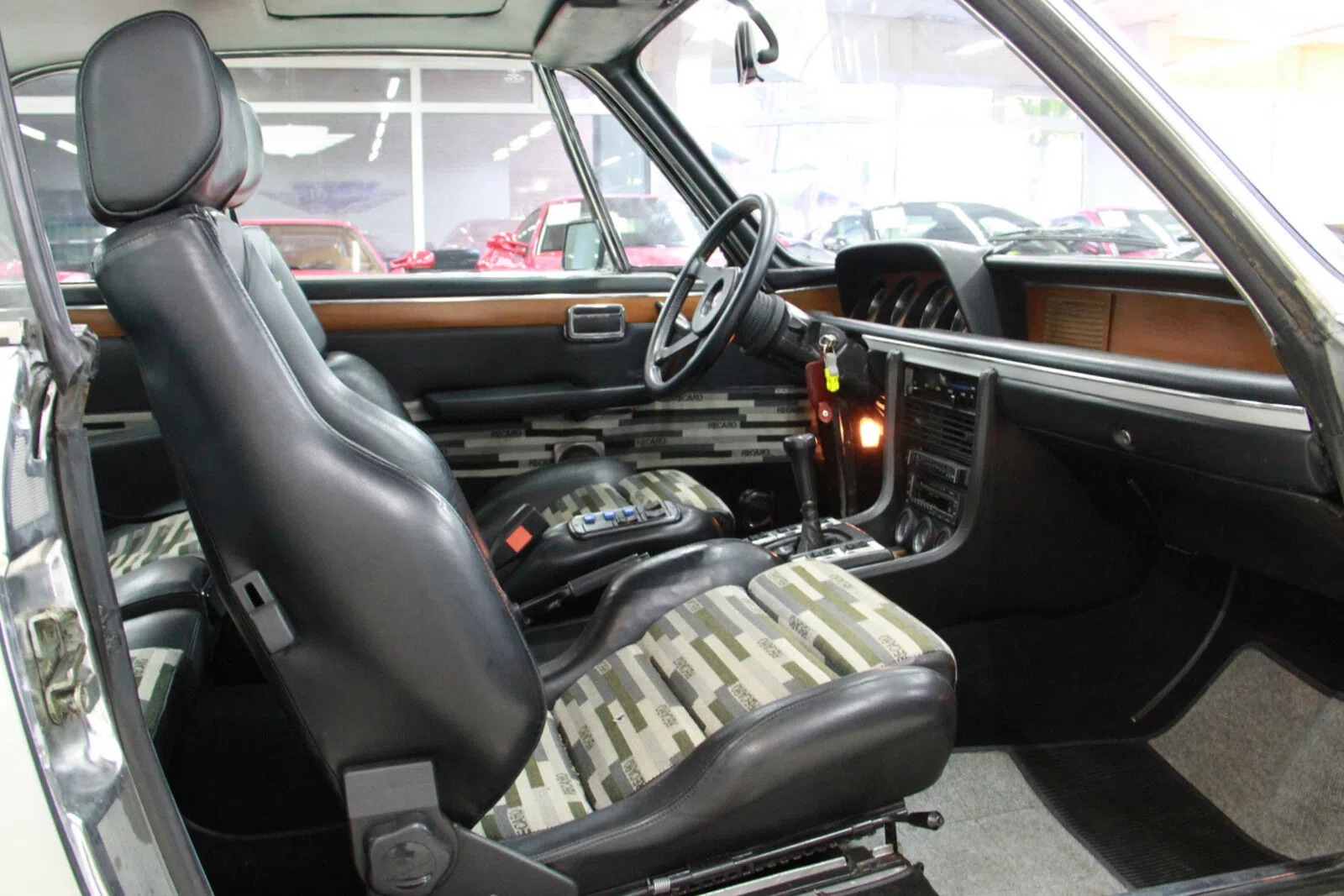 1974 BMW 3,0 CSL interior