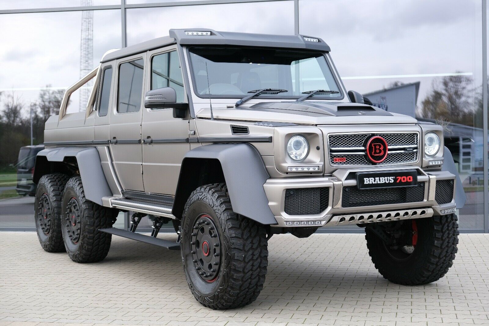 2015 BRABUS G 700 6x6