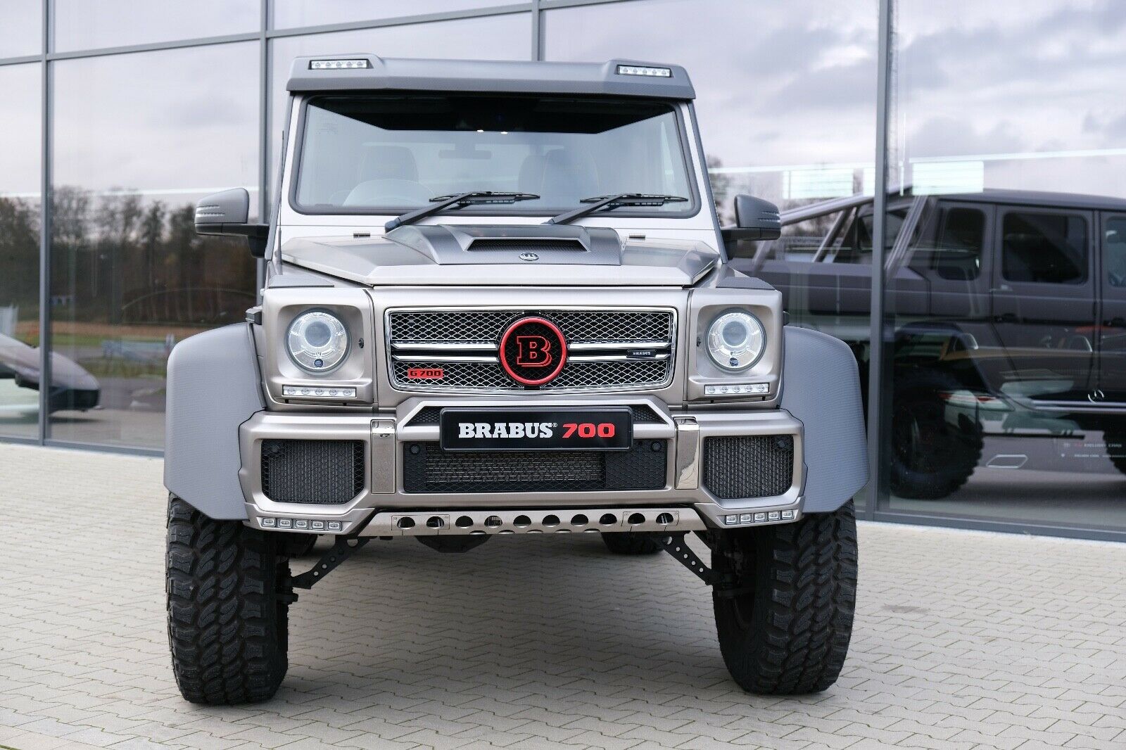 2015 BRABUS G 700 6x6, 16/16