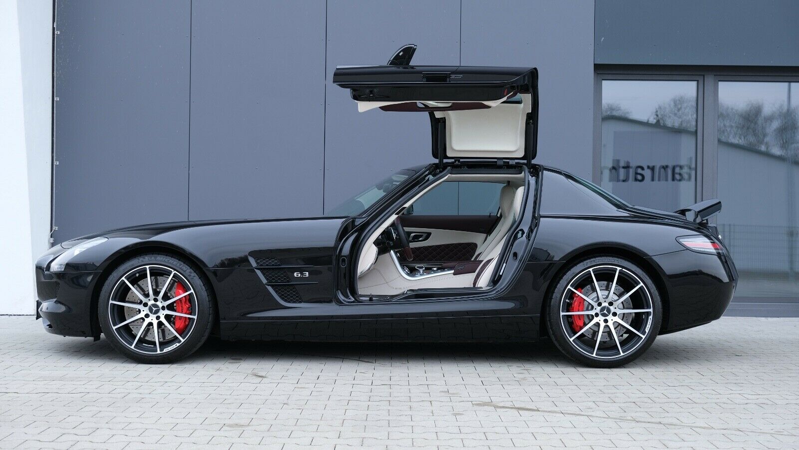 2013 Mercedes-Benz SLS AMG GT Designo