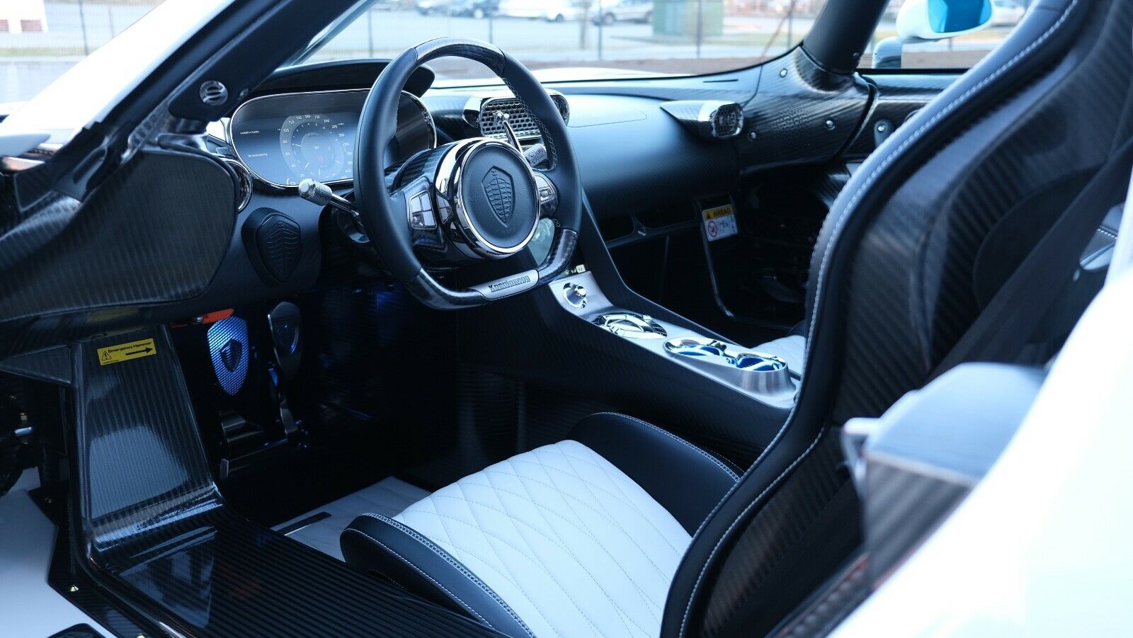 2022 Koenigsegg Regera, 4/8