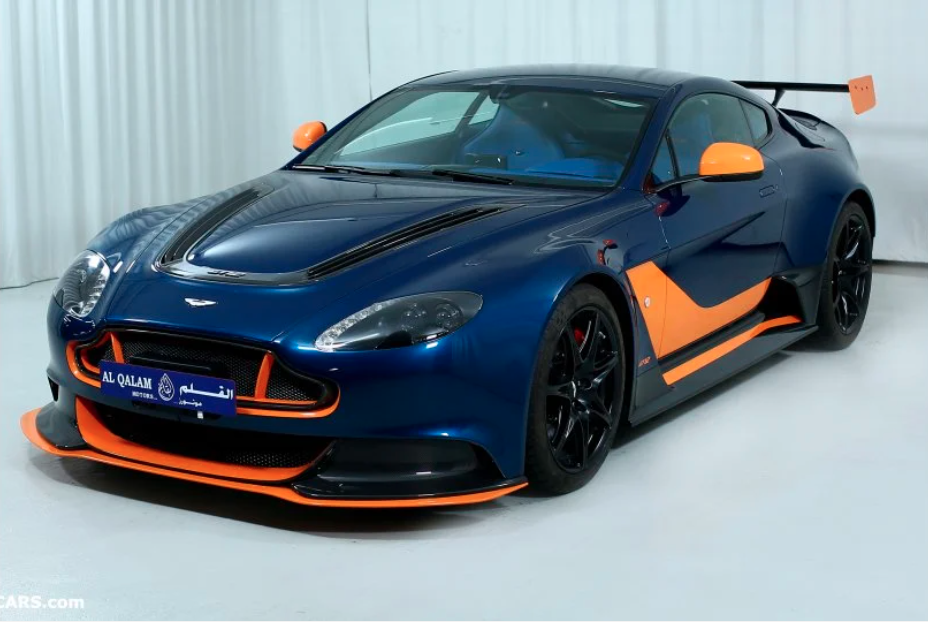 2016 Aston Martin Vantage GT12