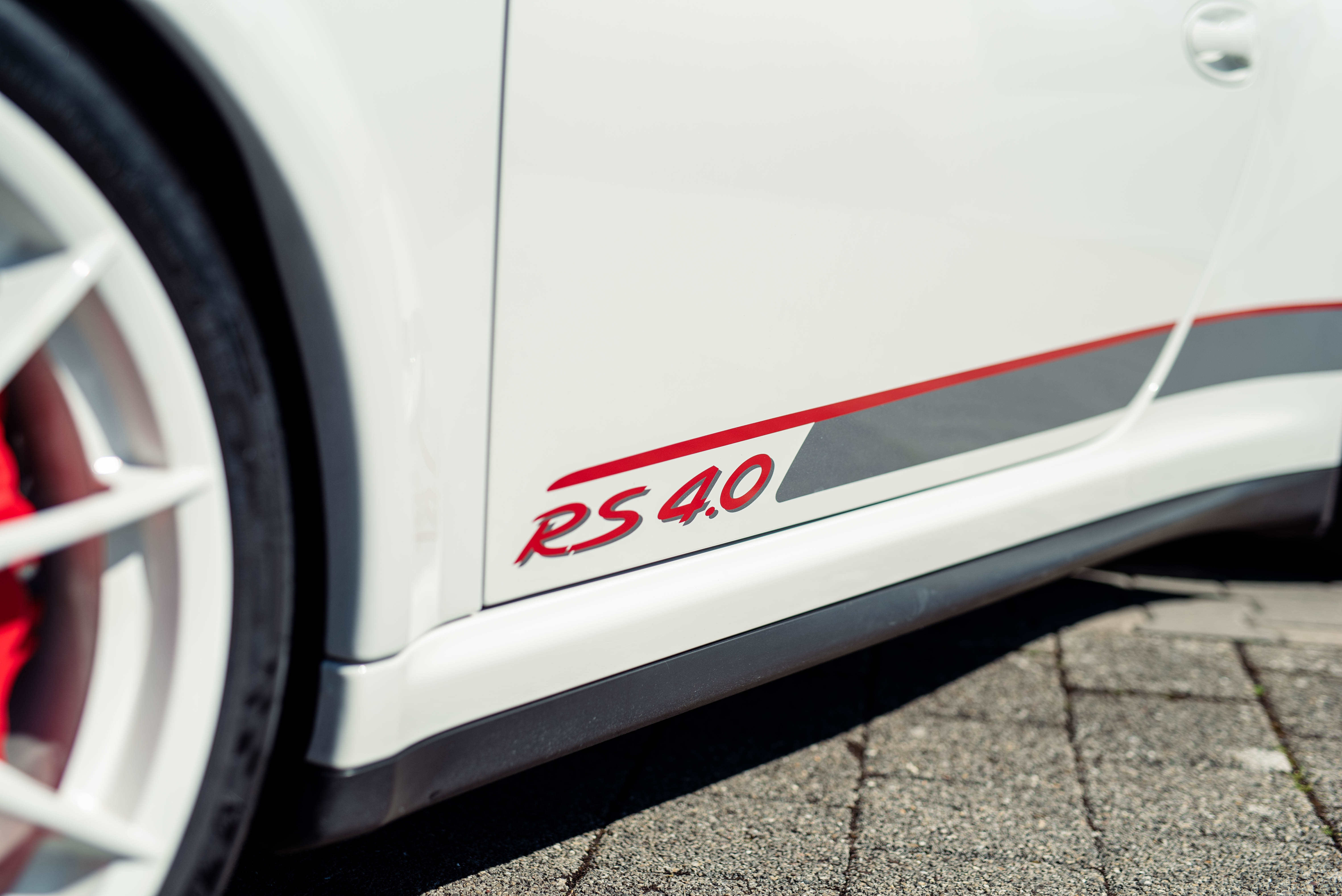 2011 Porsche 997 GT3 RS 4.0, 14/19