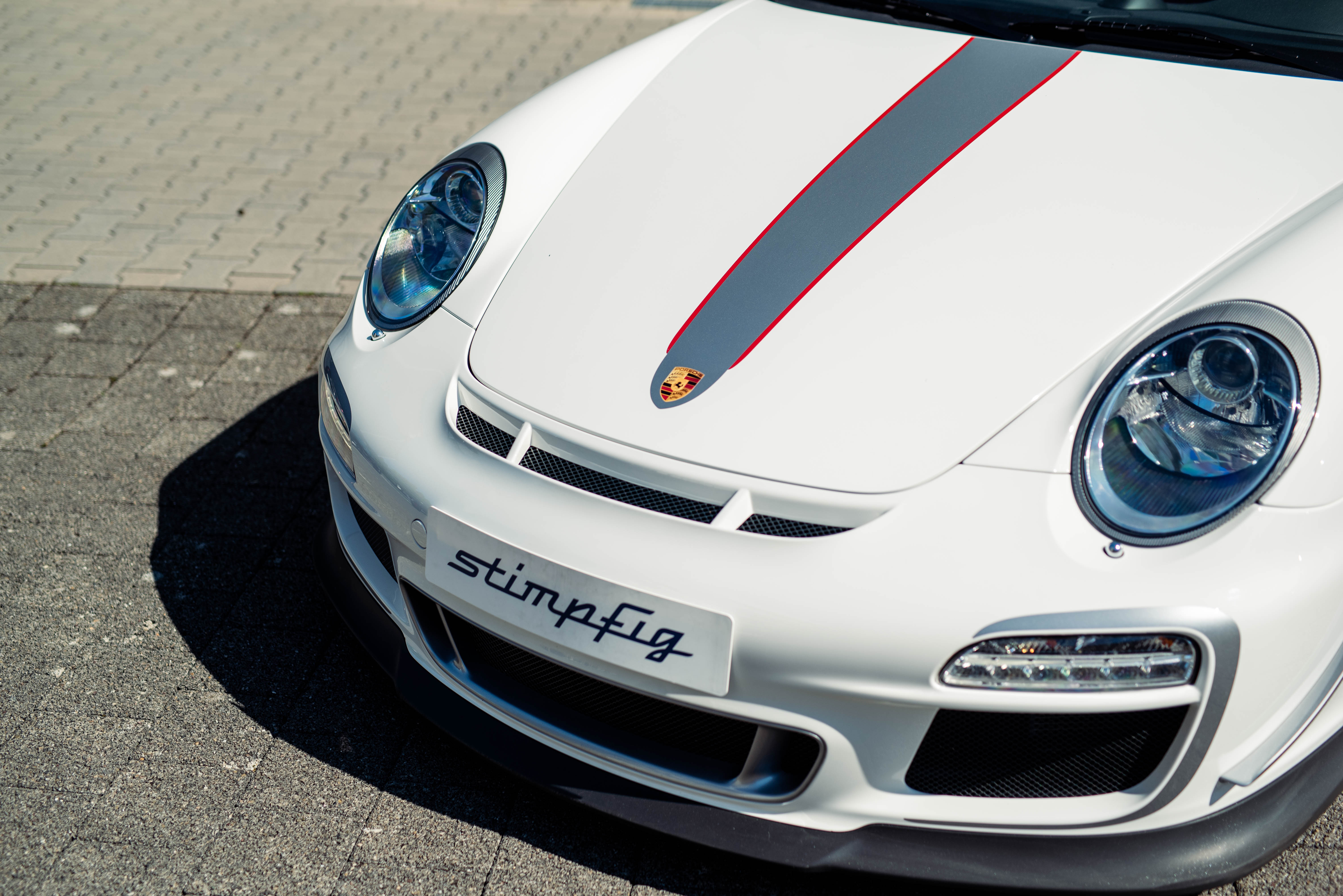2011 Porsche 997 GT3 RS 4.0, 16/19