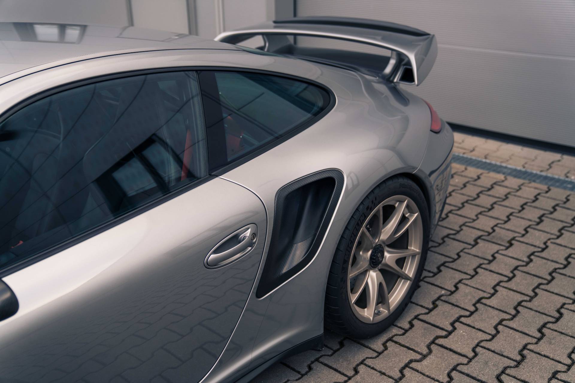 2010 Porsche 997 GT2 RS, 12/20