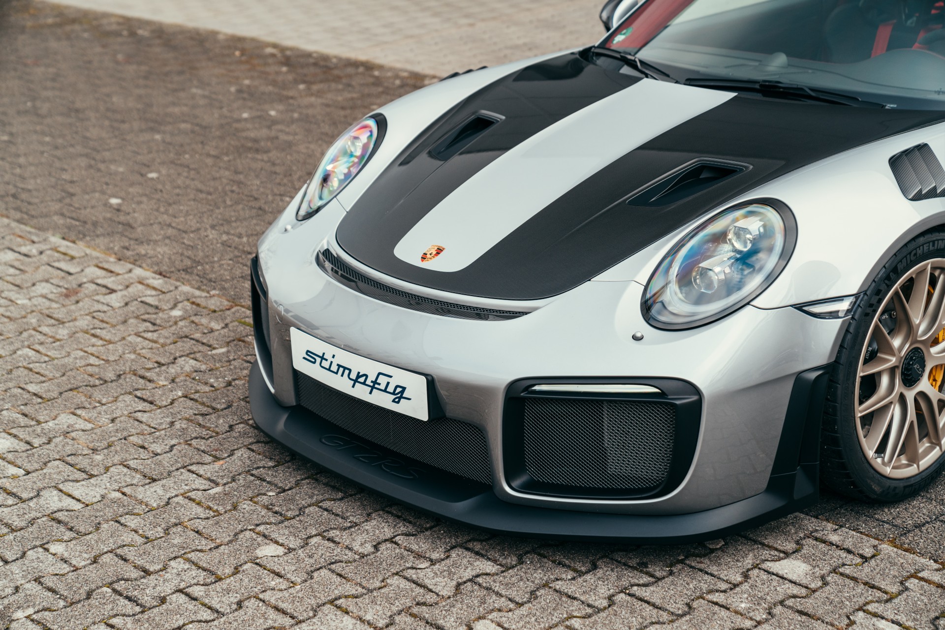 2018 Porsche 991.2 GT2 RS Weissach, 11/17