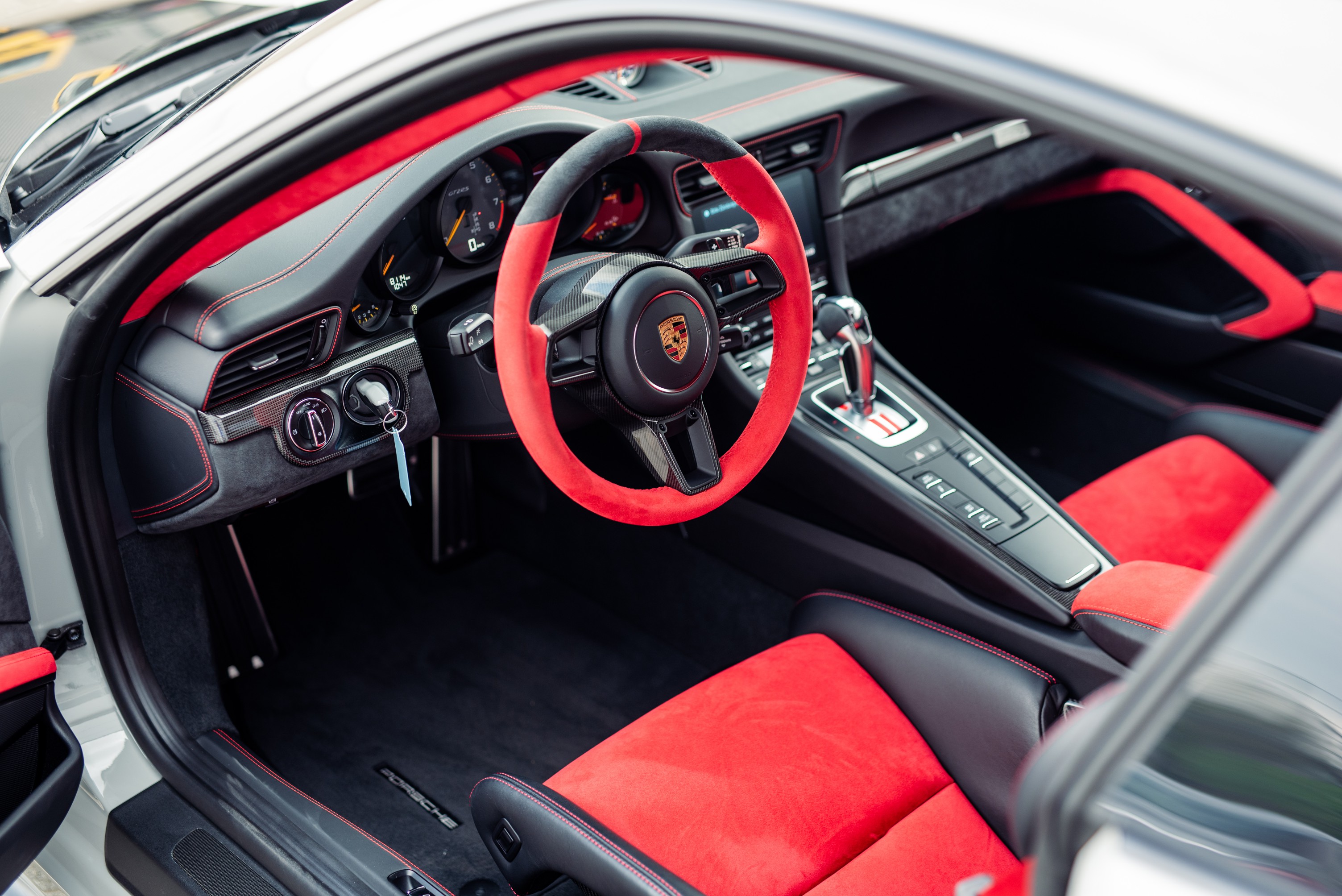 2018 Porsche 991 GT2 RS Weissach, 2/20