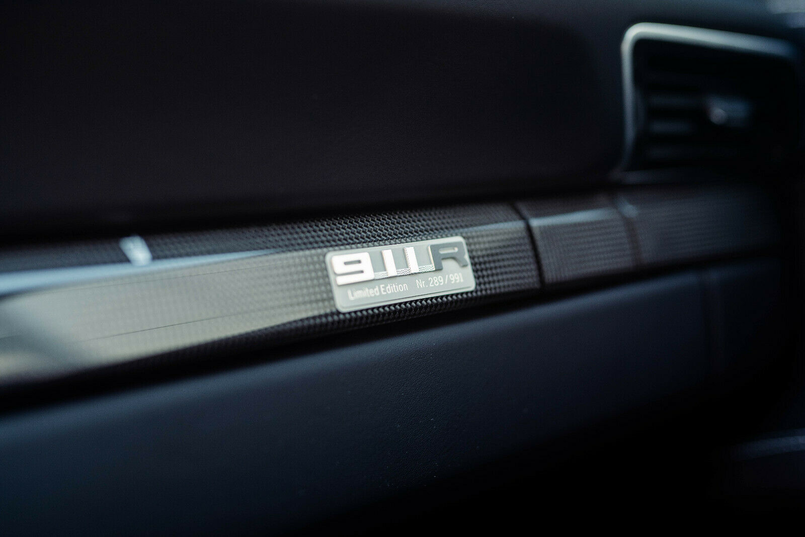 2016 Porsche 911 R, 9/19