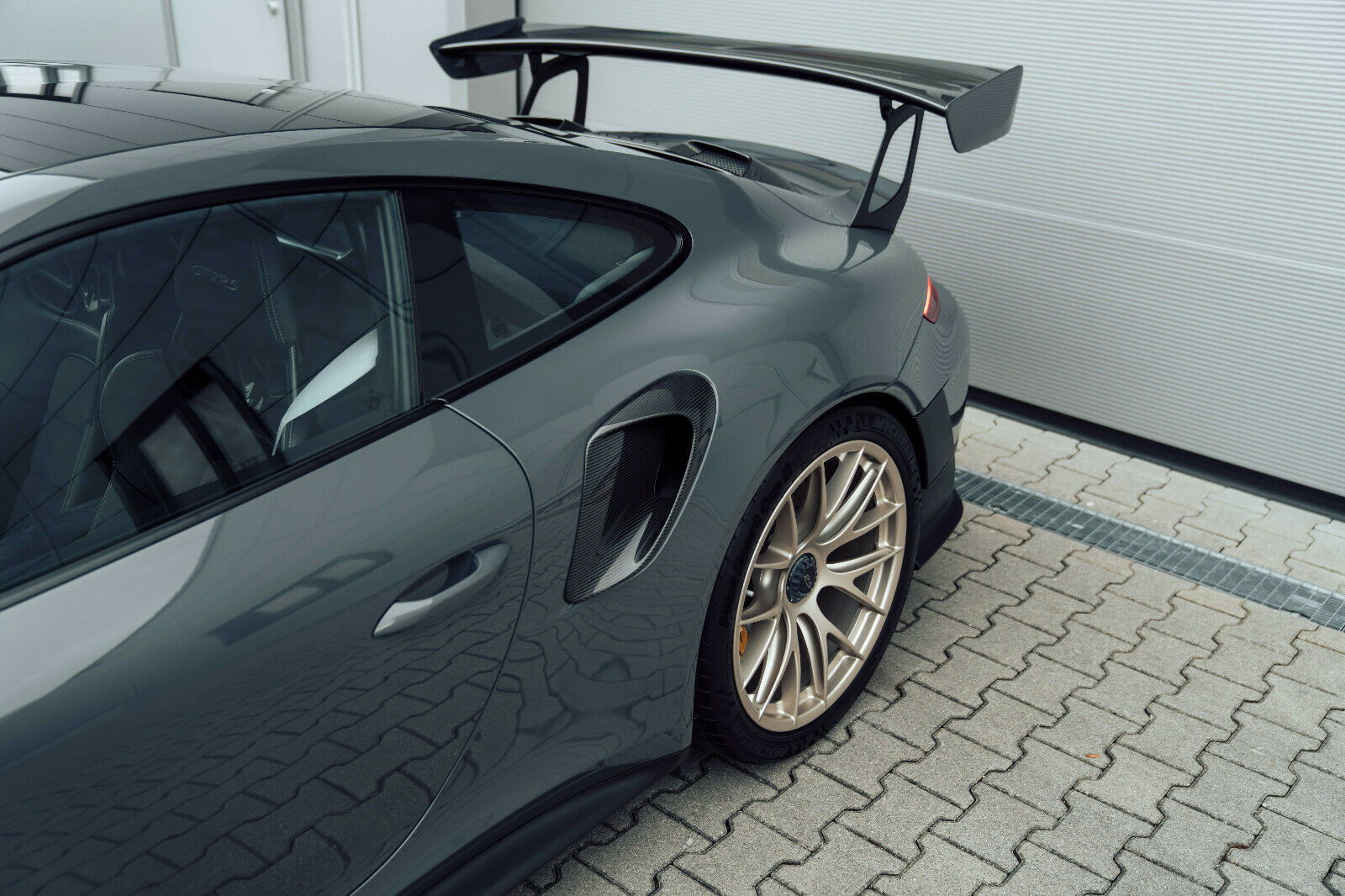 2018 Porsche 991 GT2 RS Weissach, 14/20