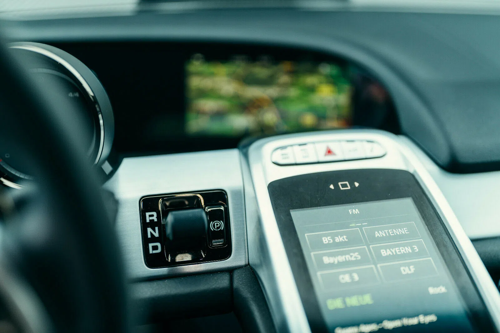 2015 Porsche 918 Spyder interior