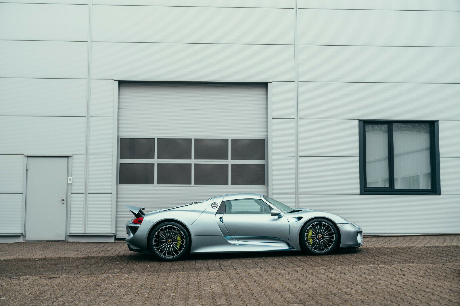 2015 Porsche 918 Spyder, 18/19