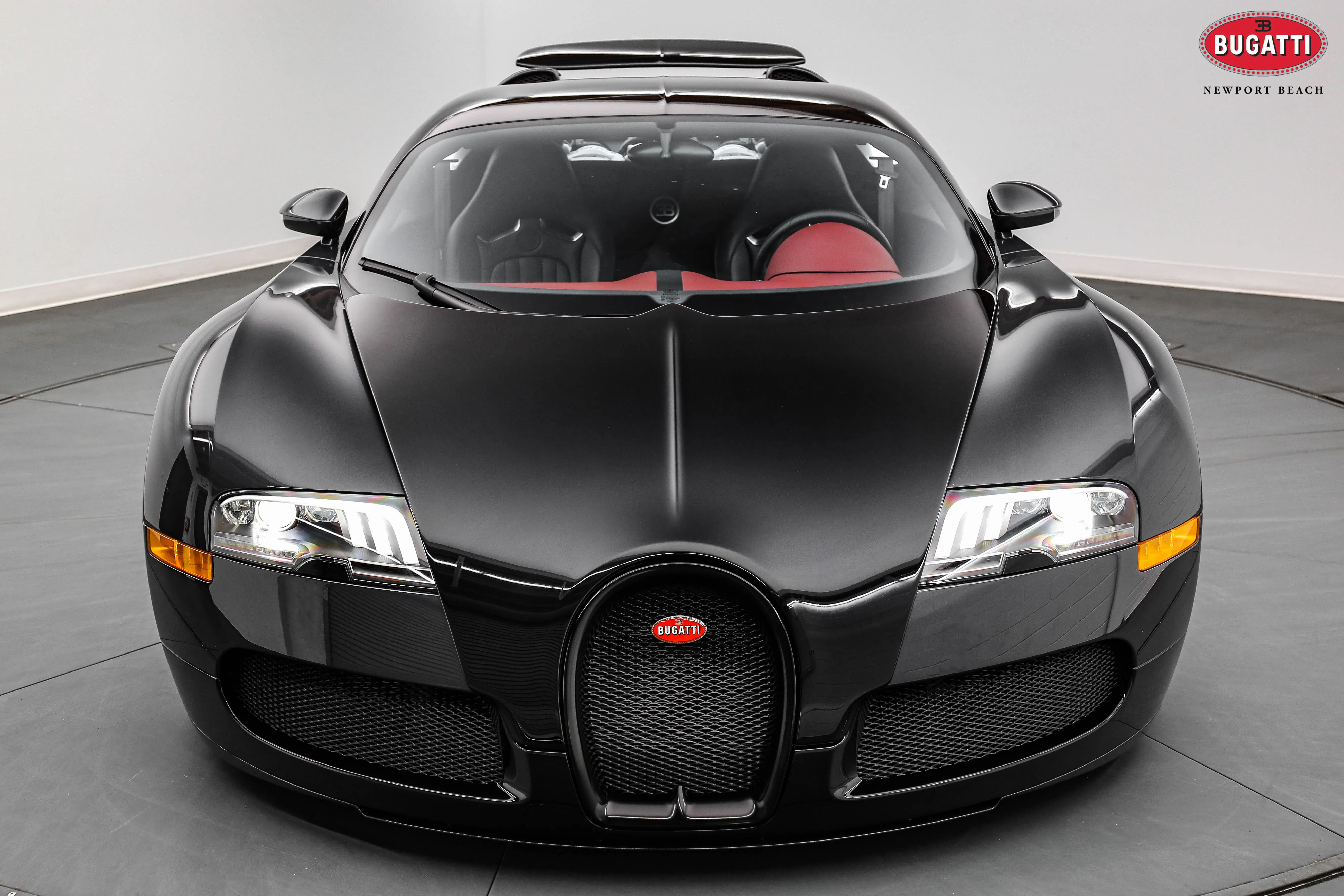 2010 Bugatti Veyron for sale, exterior, Black/Titanium Grey Metallic
