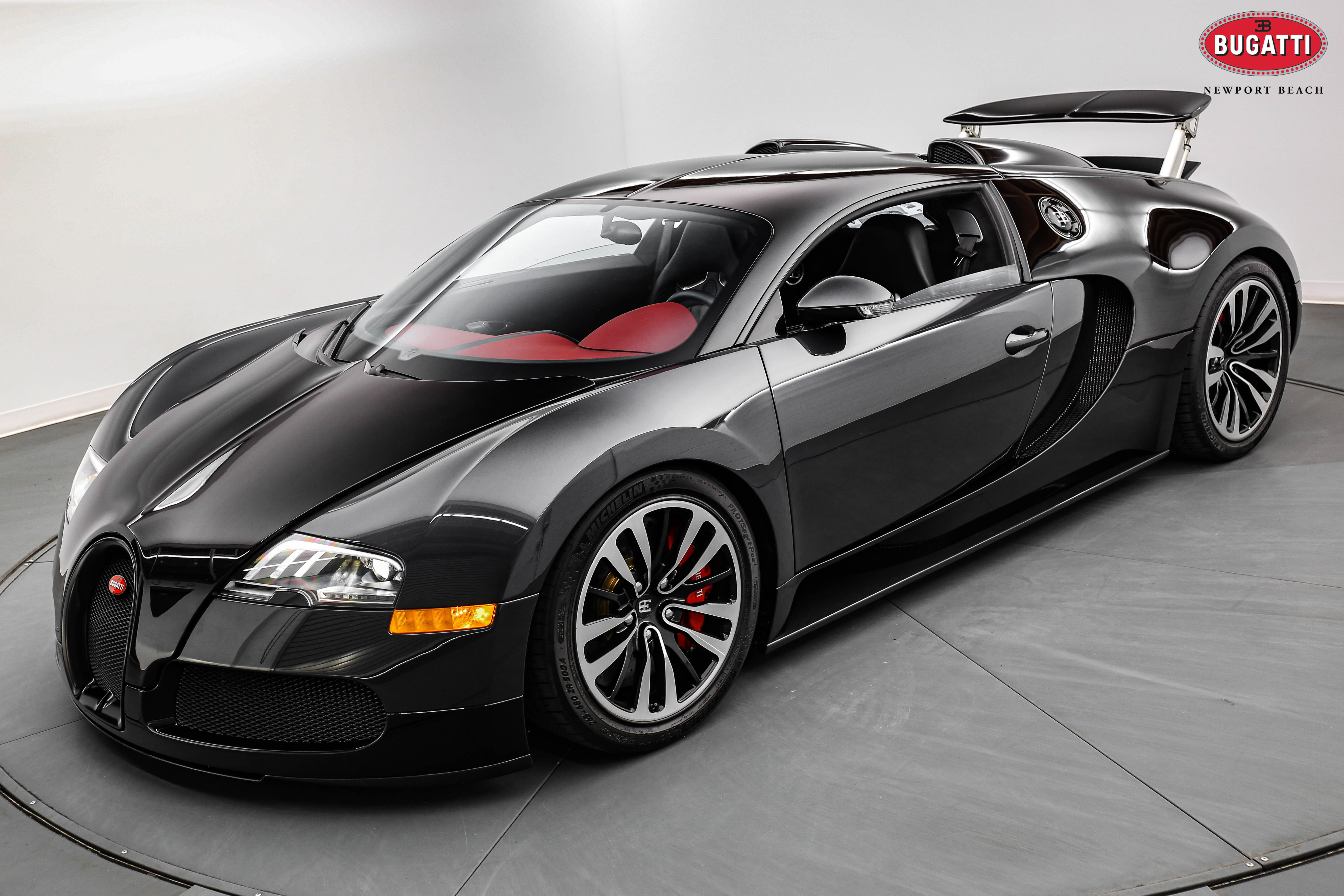 2010 Bugatti Veyron, 3/19