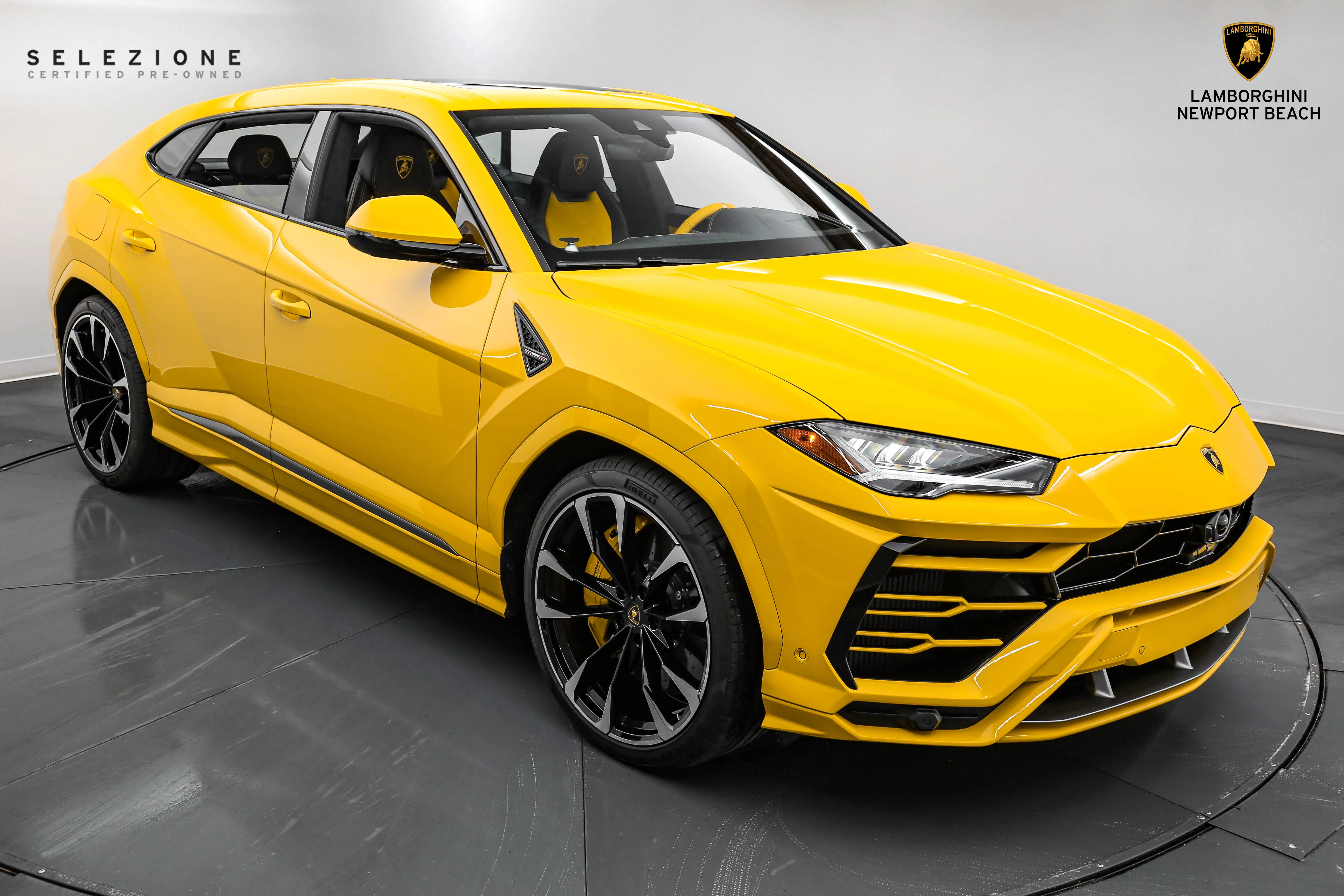 2022 Lamborghini Urus