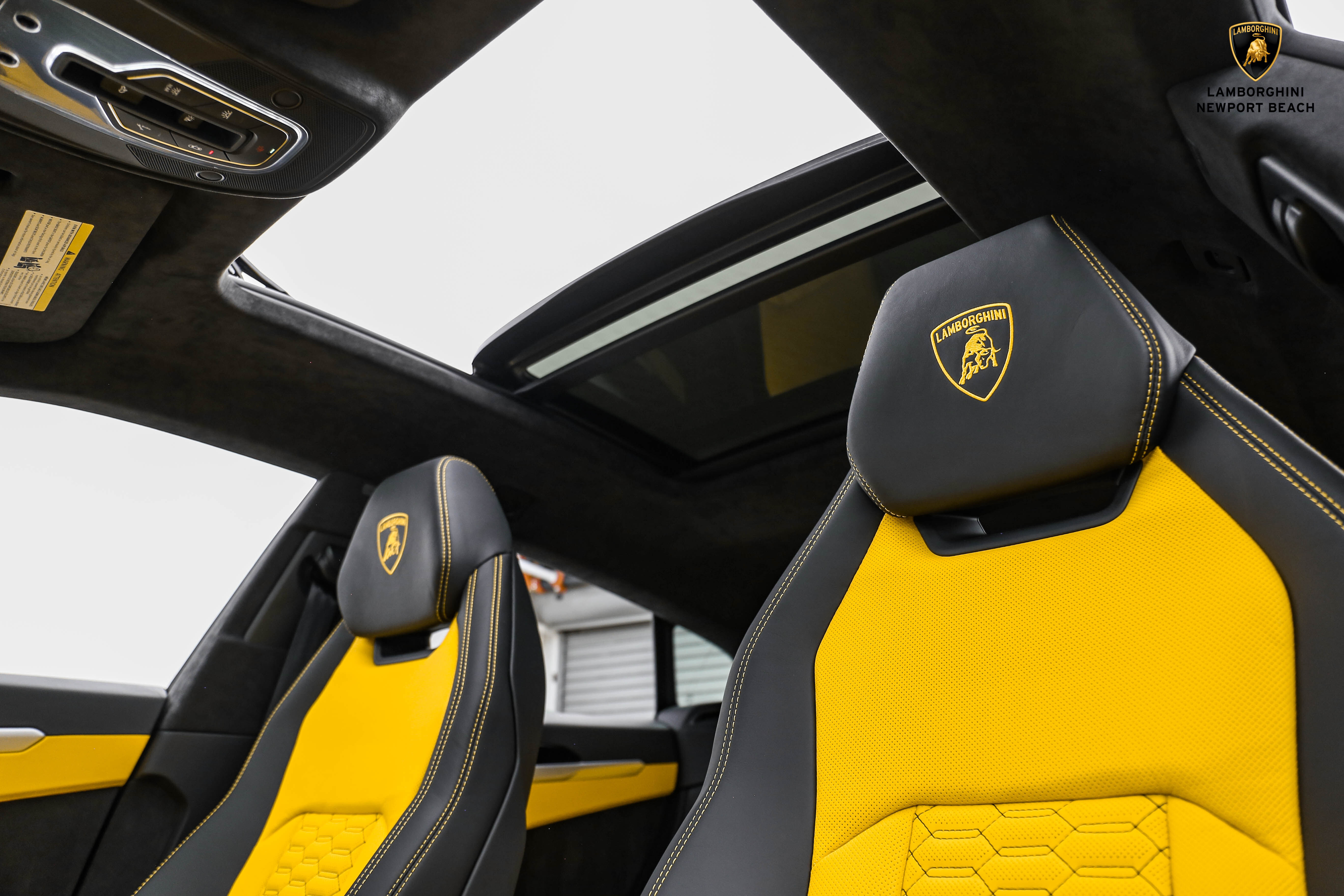 2022 Lamborghini Urus, 14/20